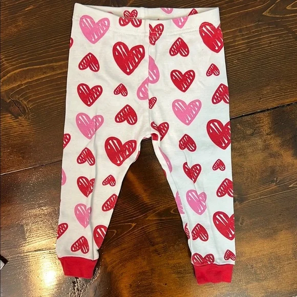 Floral and Heart Pajama Bundle - Baby girl Pajamas - Picture 3 of 7